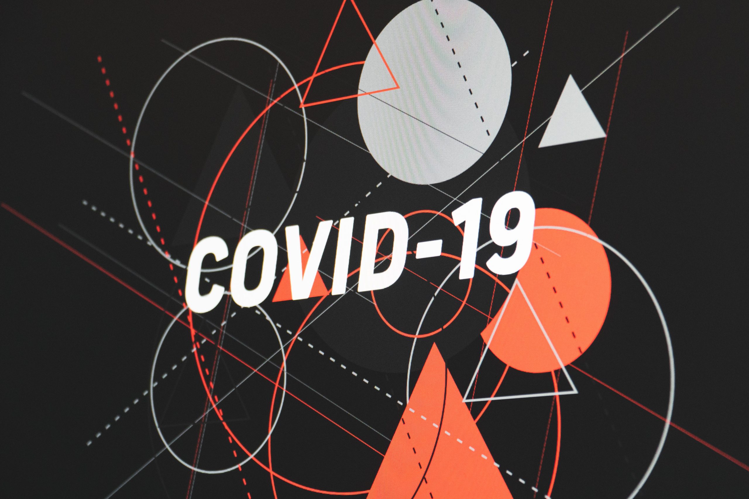 EM is calling – « Covid-19 : au cœur d’une cellule de crise », avec Jacques-Emmanuel Saulnier, Directeur de la Communication du groupe Total<